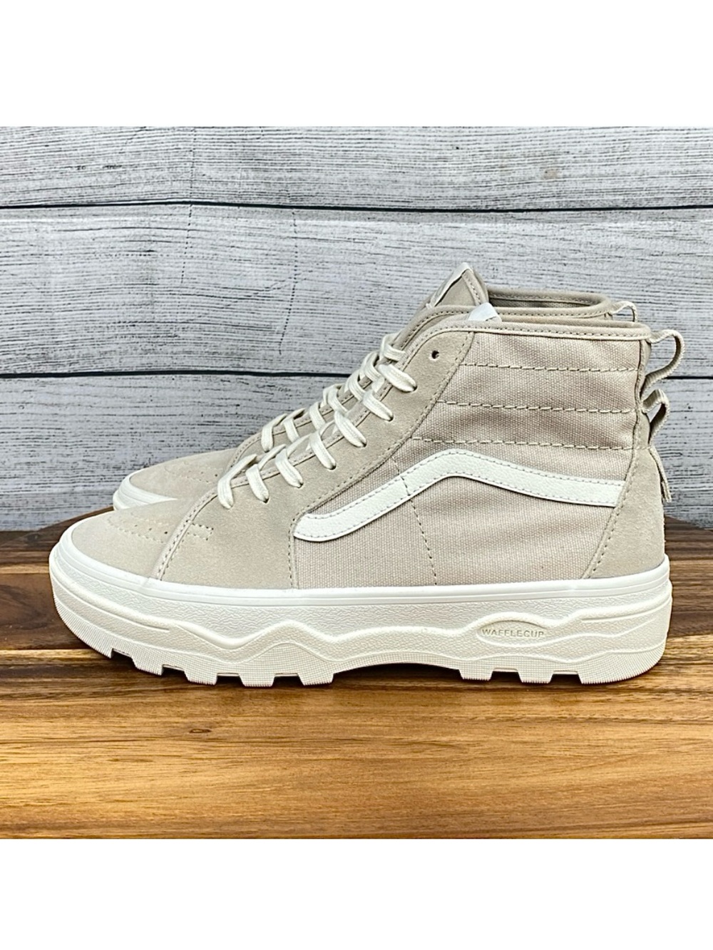 Vans Sentry SK8 Hi WC Oak Beige Suede Canvas UltraCush Shoe Women’s Size 8.5